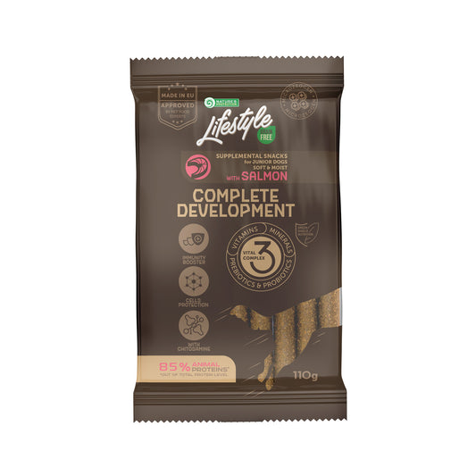 Nature’s Protection Lifestyle “Complete Development” – functional grain-free salmon treats for young dogs