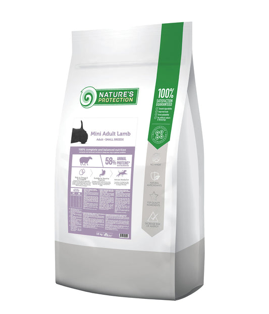 Alimento seco Nature's Protection para perros adultos de razas pequeñas con cordero