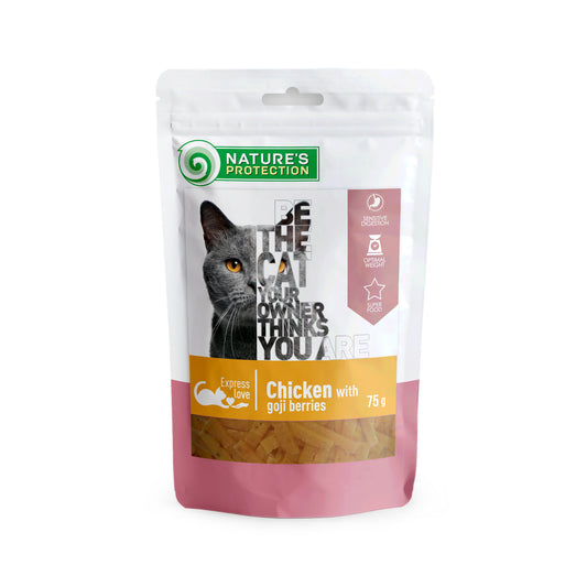 Nature's Protection snack for cats with chicken and goji berries