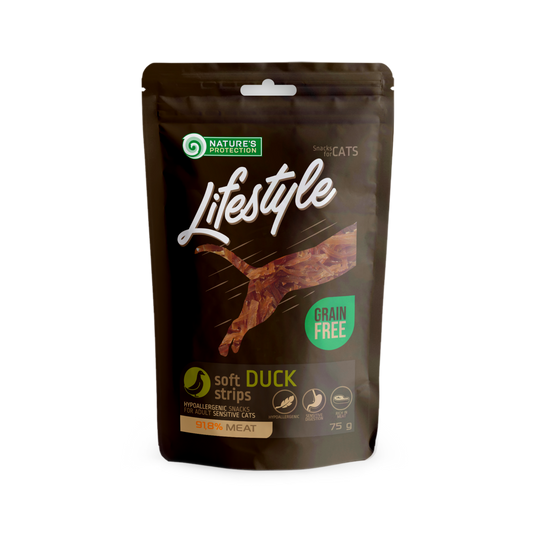 Nature's Protection Lifestyle snack for cats soft duck strips, 75 g