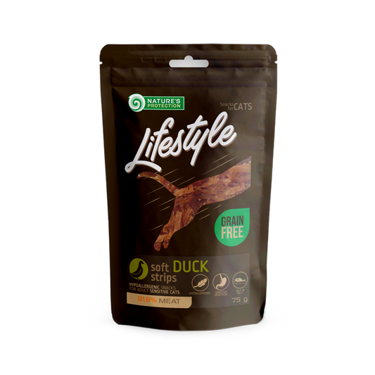 Nature's Protection Lifestyle snack for cats soft duck strips, 75 g