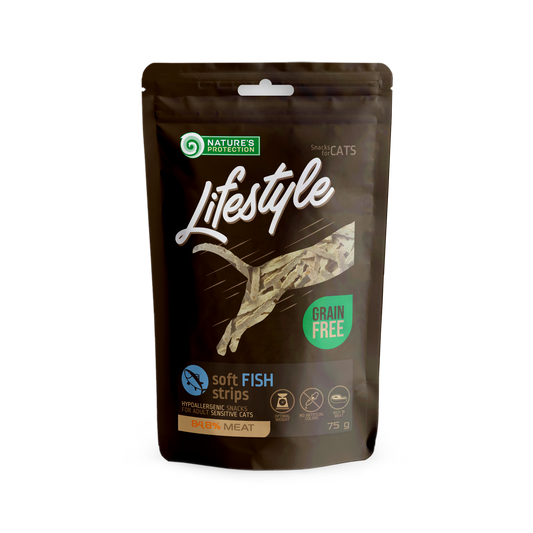 Nature's Protection Lifestyle snack for cats soft fish strips, 75 g