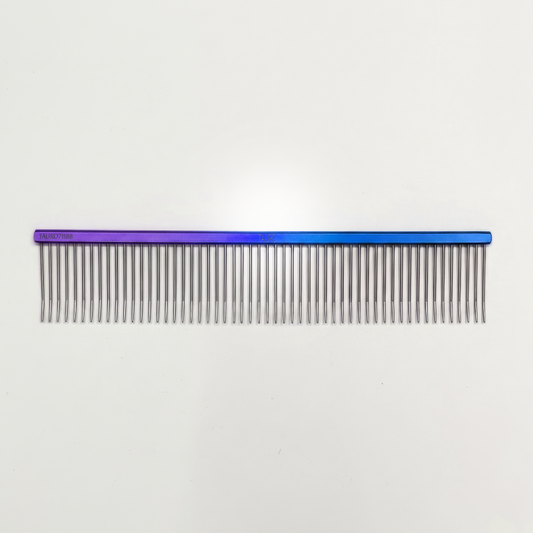 Peine para perros y gatos TAURO de aluminio, dientes curvos y espaciados, 22,5 cm, azul-violeta, pt-38