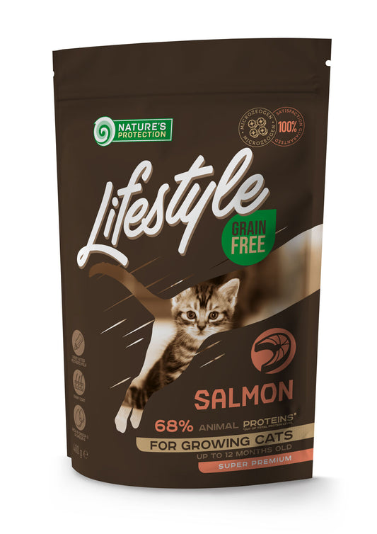 Nature’s Protection Lifestyle complete grain-free dry food with salmon for kittens